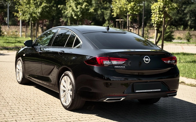 Opel Insignia cena 82900 przebieg: 120000, rok produkcji 2020 z Płock małe 742